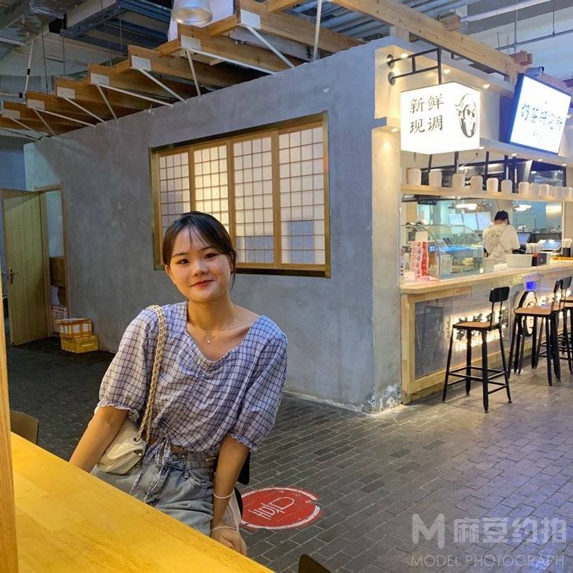 清新模特