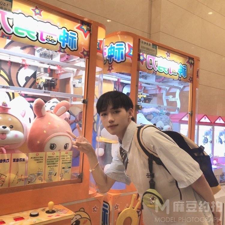 校园模特