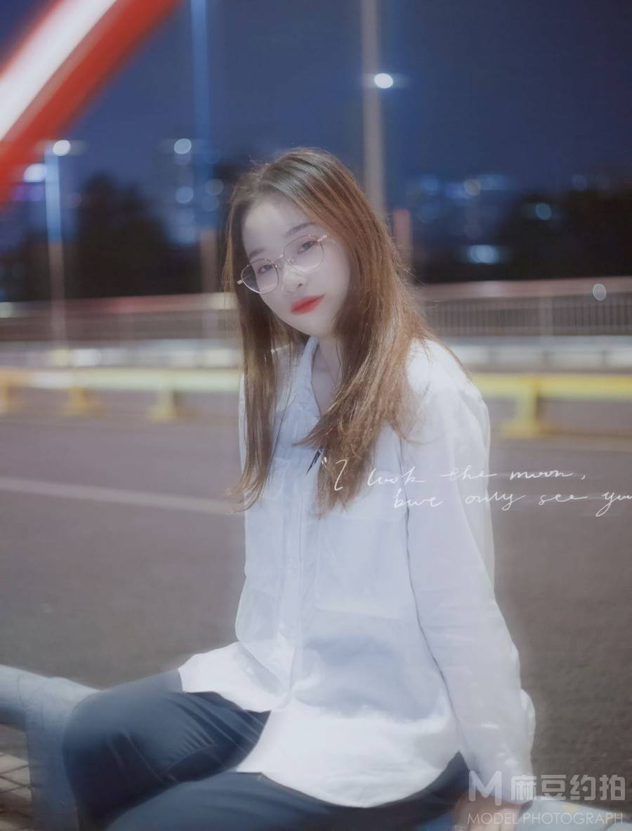 夜景模特