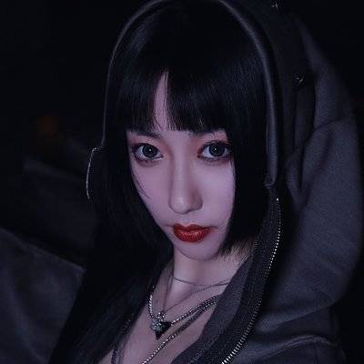 黑白模特