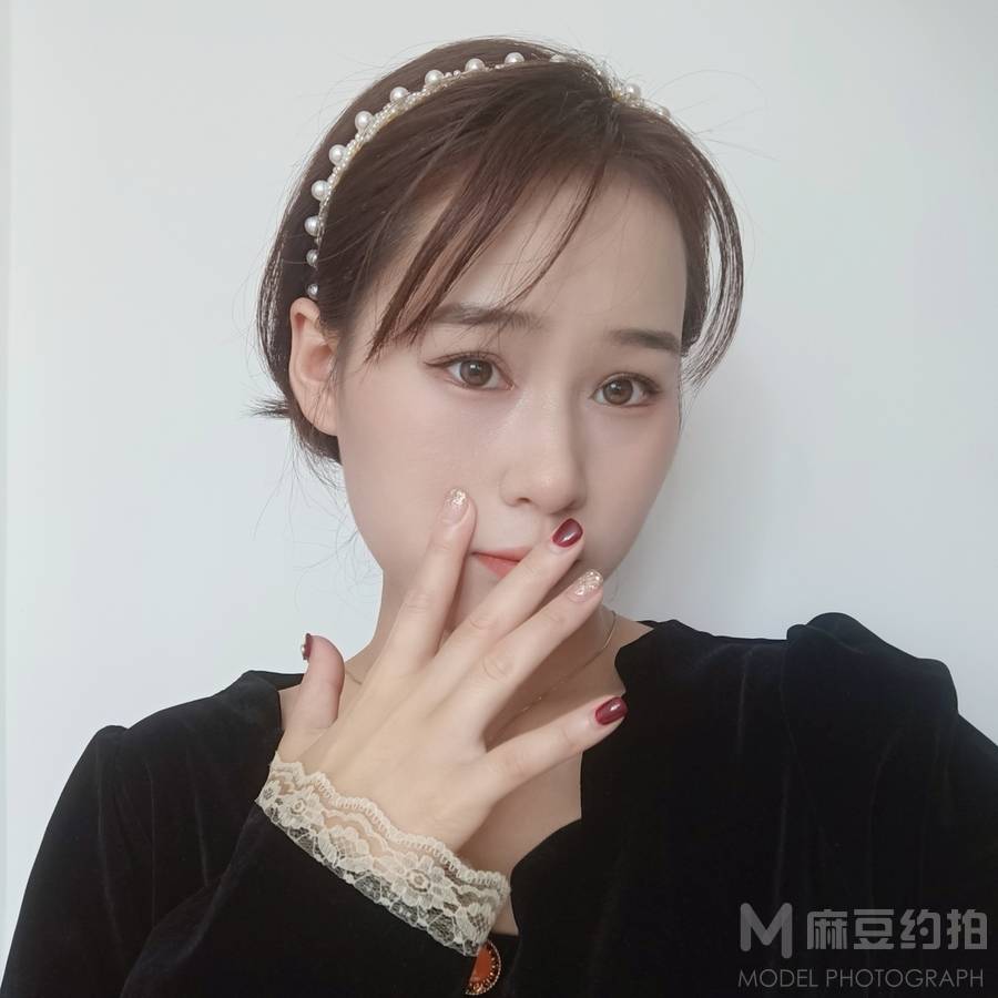 胶片模特