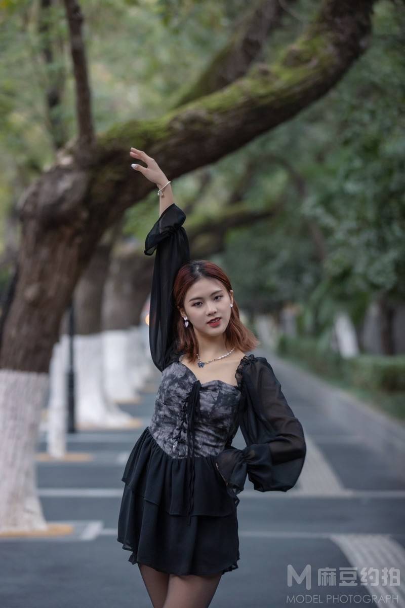清新模特