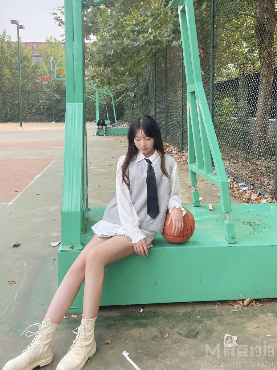 校园模特