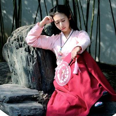 汉服模特