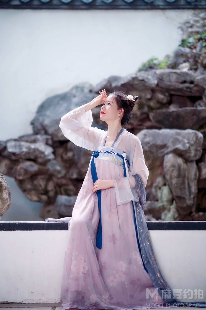 汉服模特
