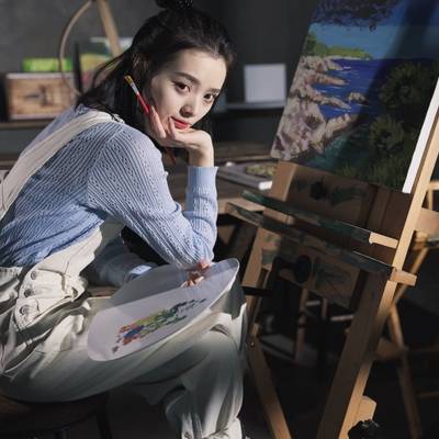 情绪模特