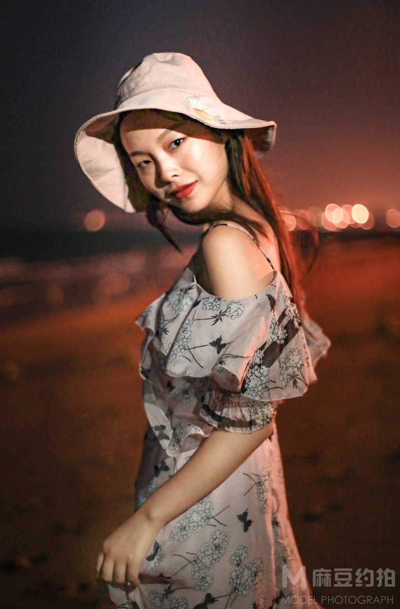 夜景模特