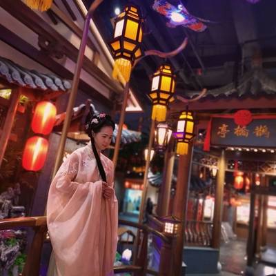 汉服模特