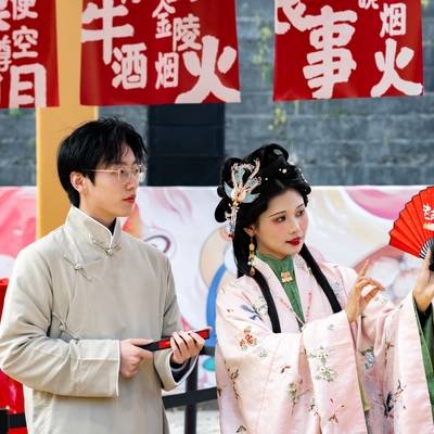 汉服模特