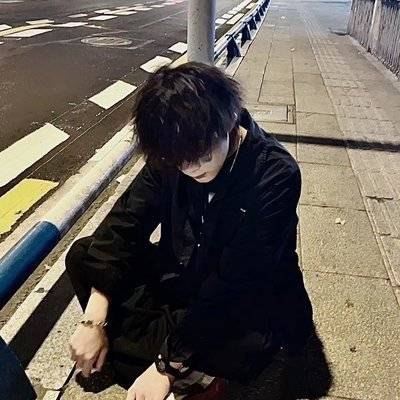 黑白模特