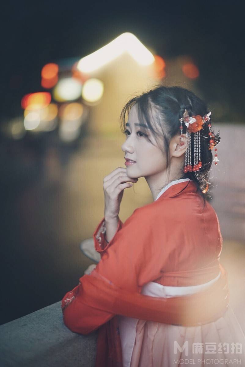 汉服模特