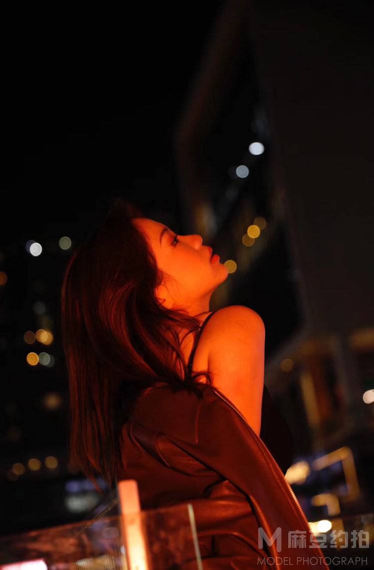 夜景模特