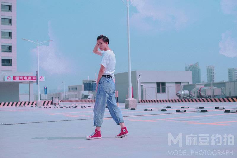 情绪模特