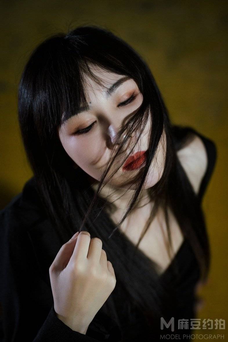 胶片模特