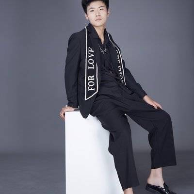 黑白模特