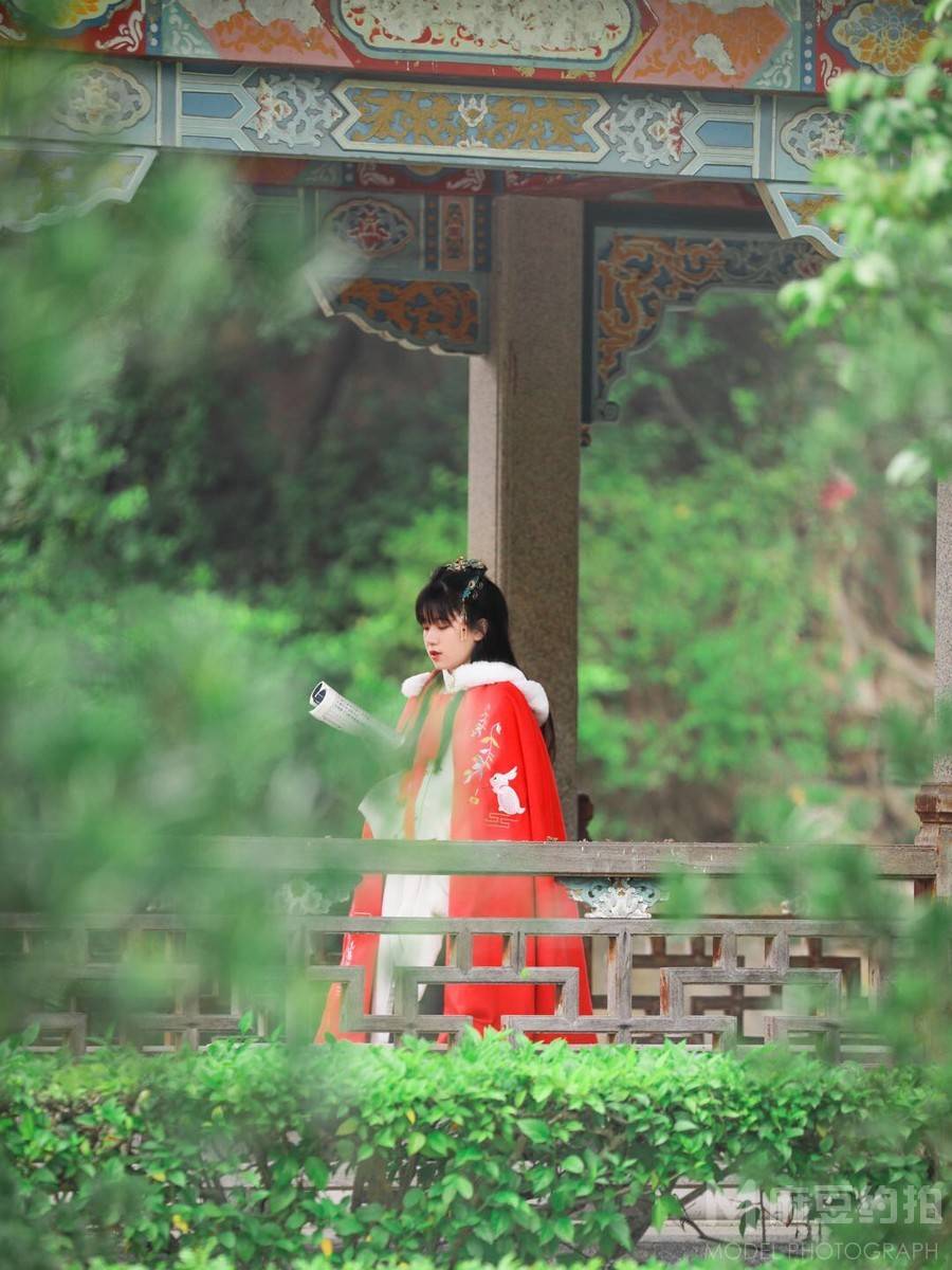 汉服模特