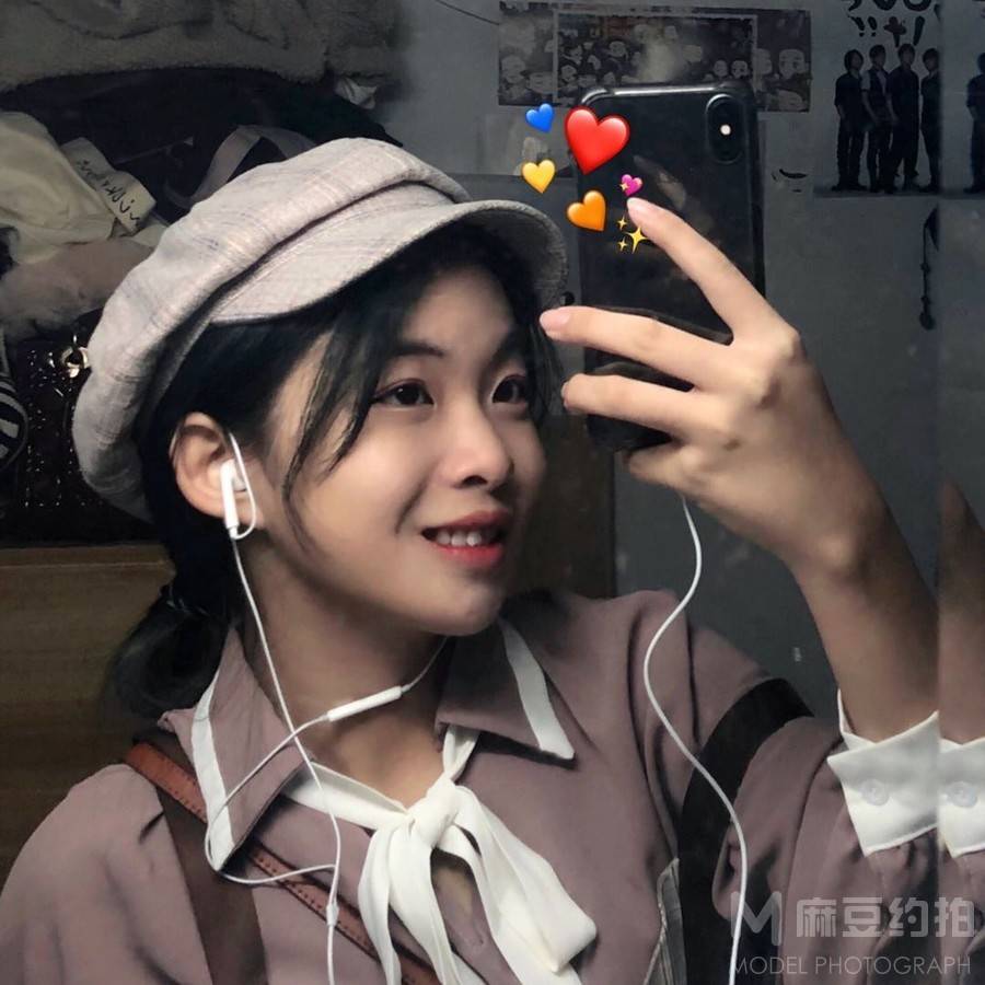 情绪模特