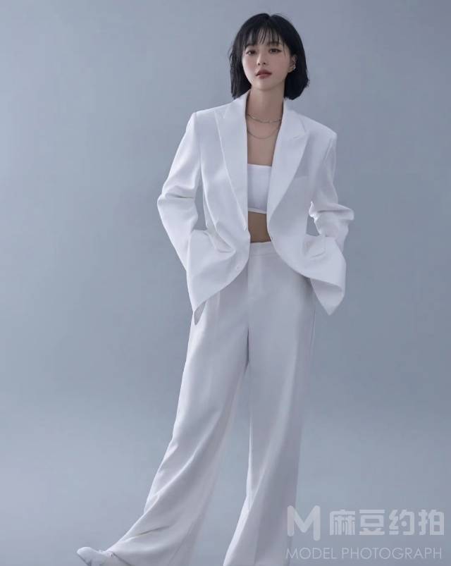 宝丽来模特