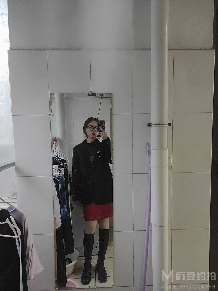 胶片模特