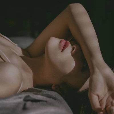 黑白模特