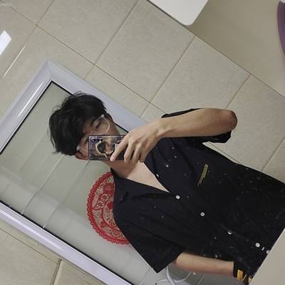 黑白模特