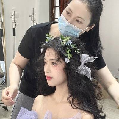 妆容模特