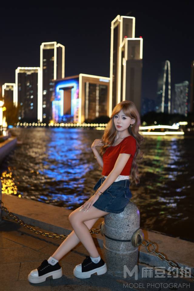 夜景模特