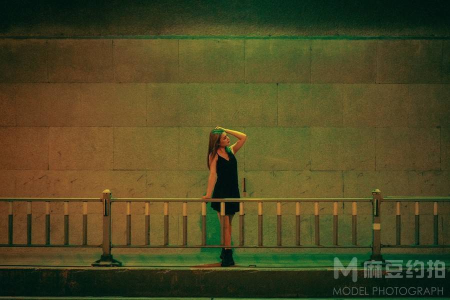 夜景模特