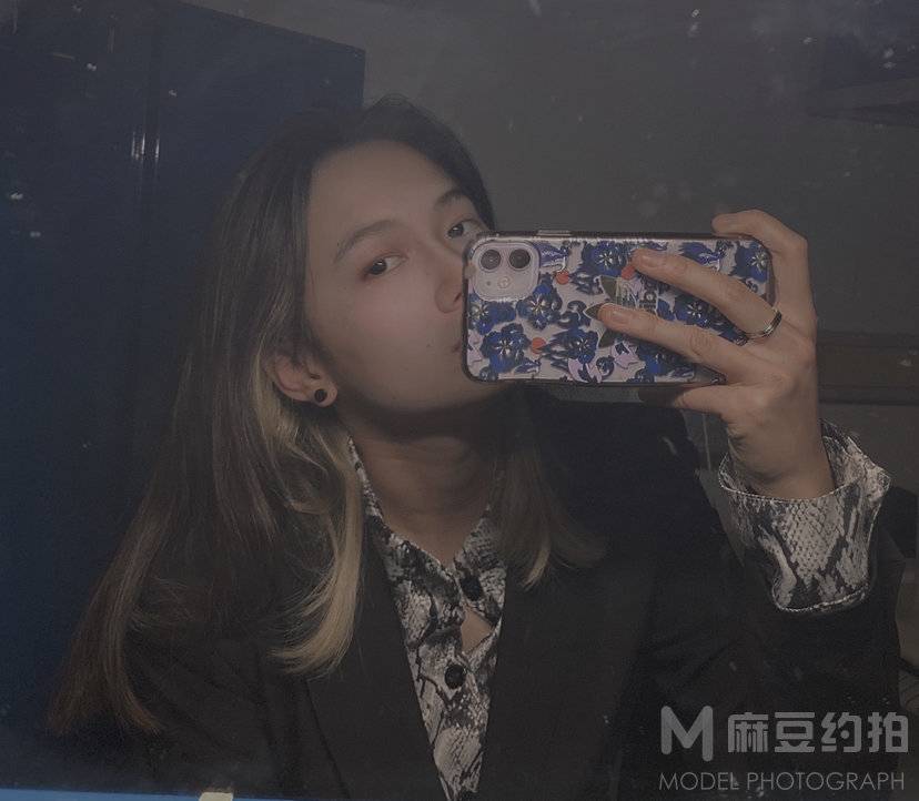 暗黑模特