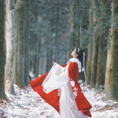 汉服模特