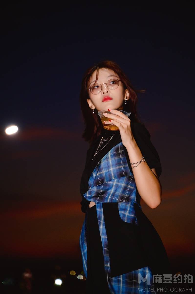 夜景模特