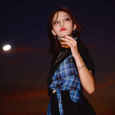 夜景模特