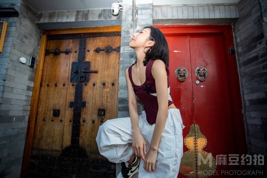 情绪模特