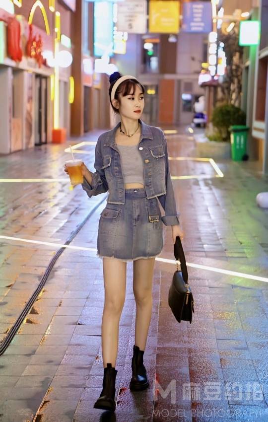 夜景模特