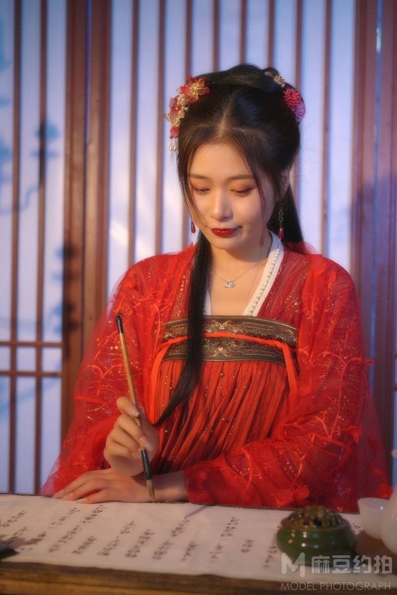清新模特