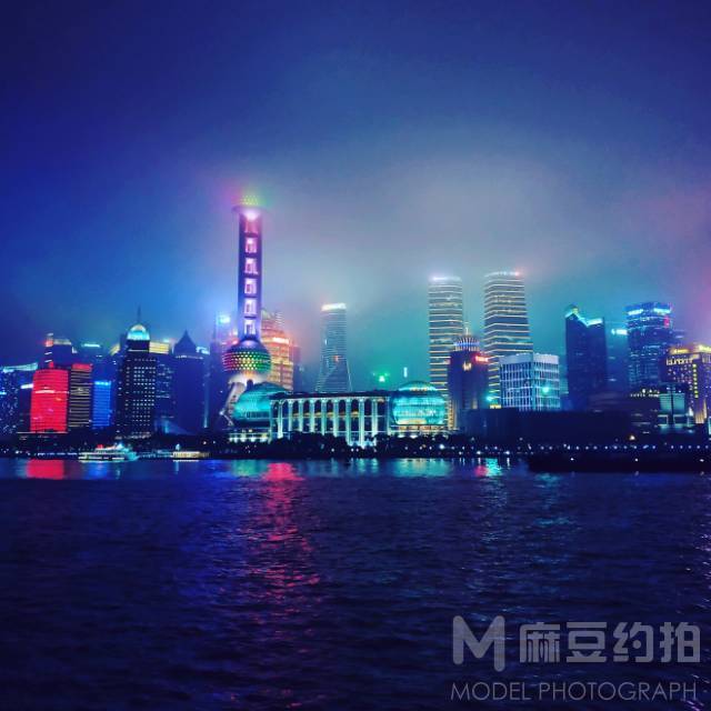 胶片模特