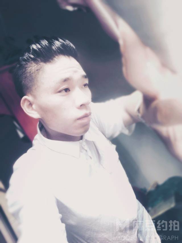 纪实模特
