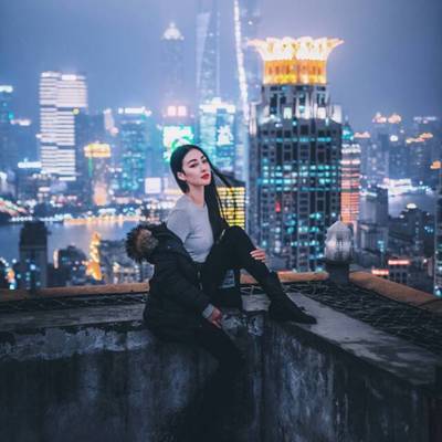 情绪模特