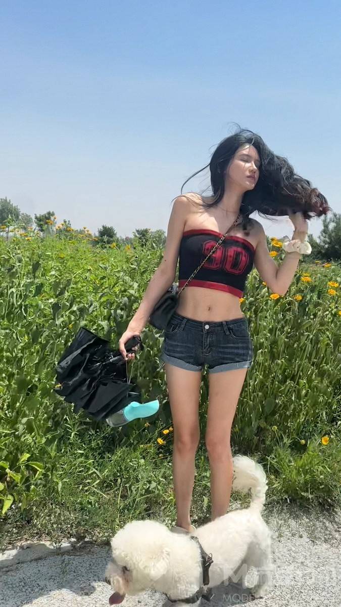 校园模特