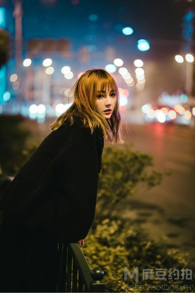夜景模特