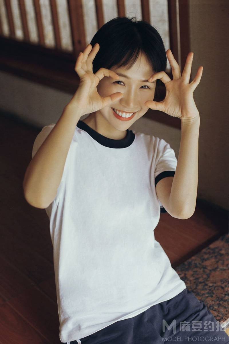 宝丽来模特