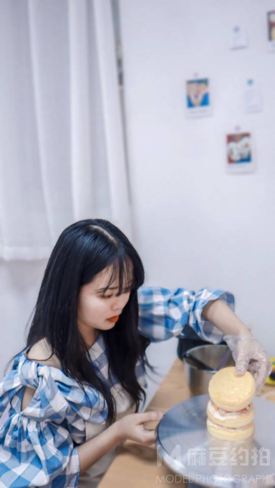 校园模特