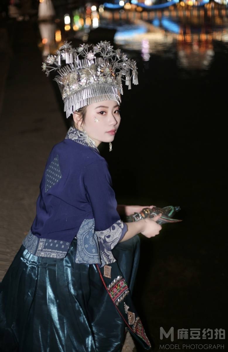 夜景模特