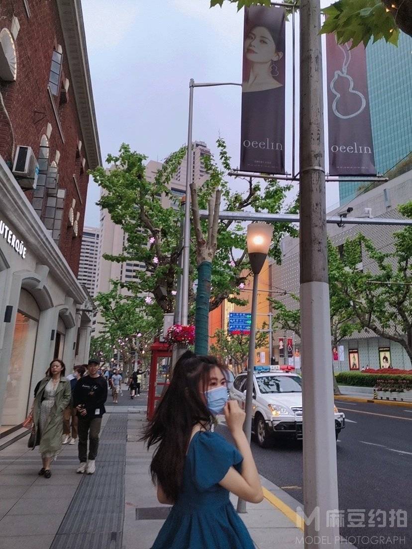 校园模特
