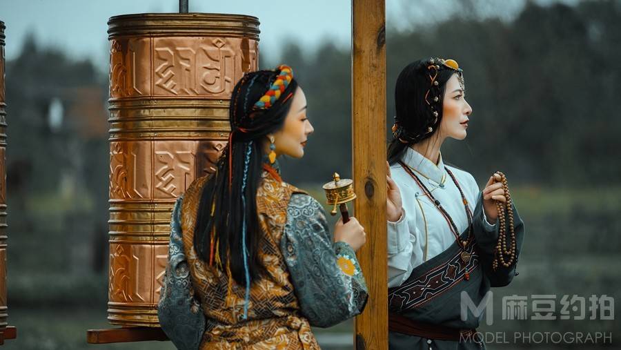 汉服模特