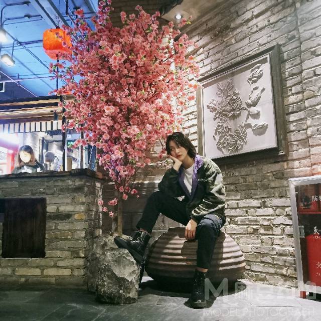 夜景模特