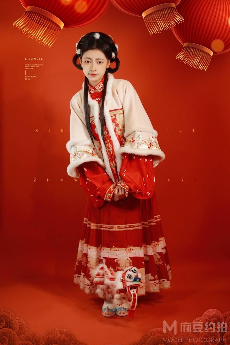 汉服模特