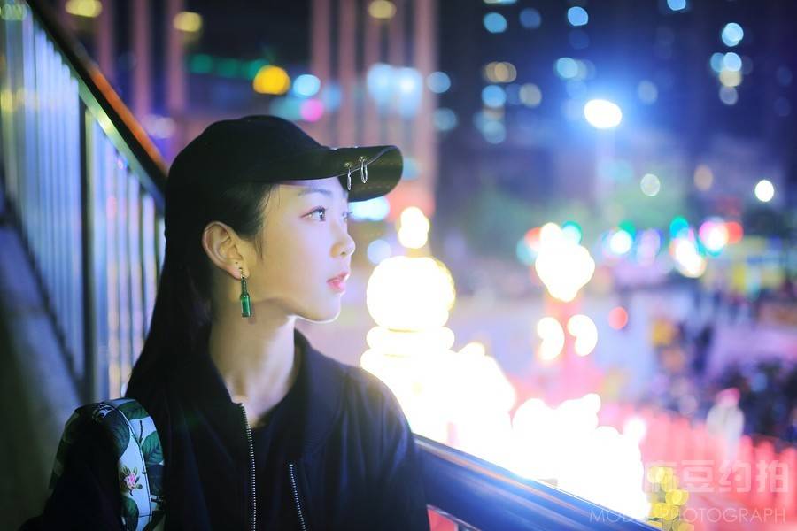 夜景模特