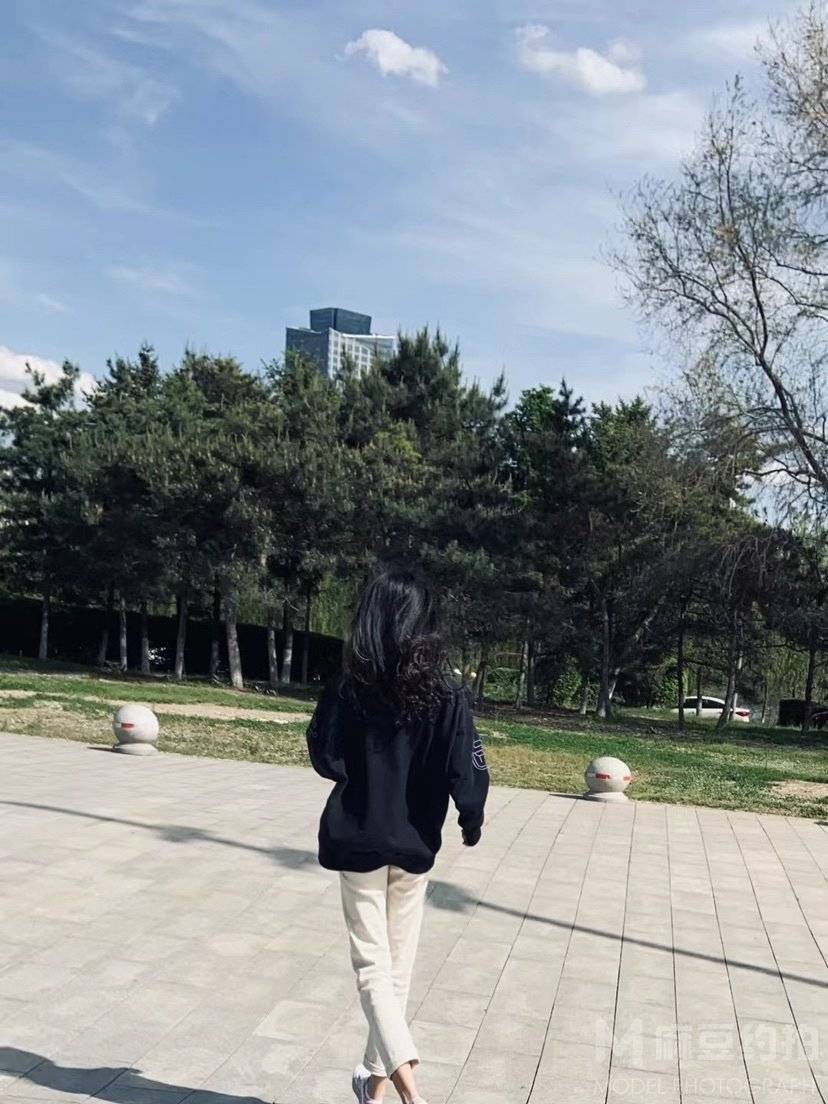 清新模特