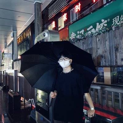黑白模特